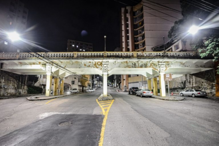 Ordem de serviço para restauração do Viaduto Caramuru é assinada