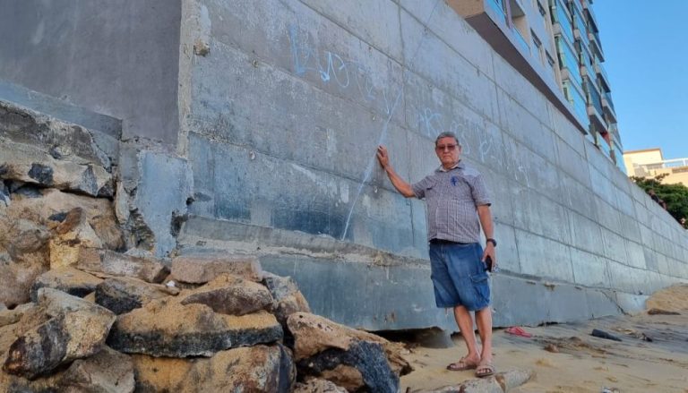 Moradores temem novo desabamento em Guarapari