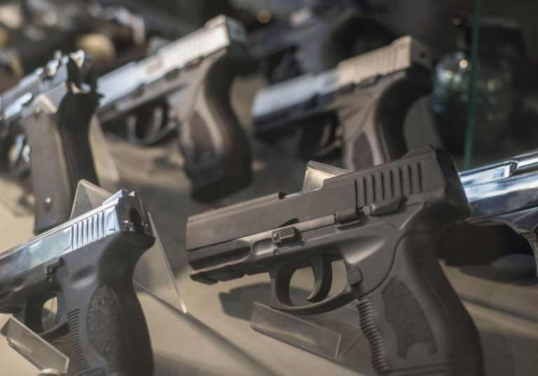 Governo dá prazo de 60 dias para que todas as armas sejam registradas na PF