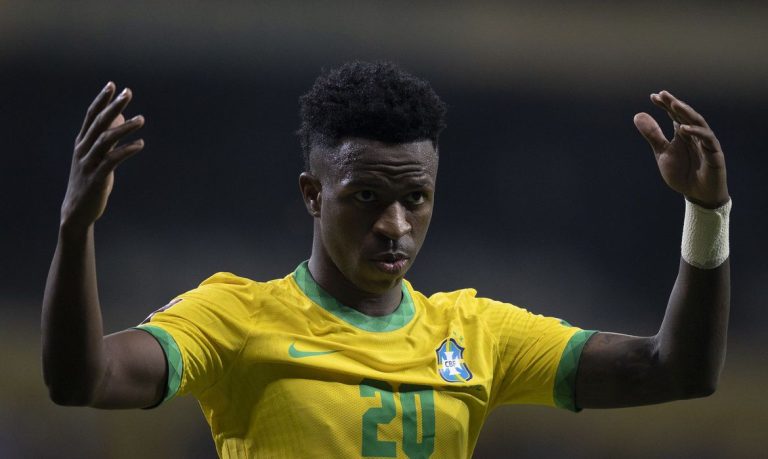 LaLiga investiga novo caso de racismo contra Vinícius Júnior na Espanha