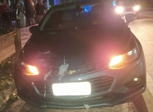 Jovem atravessa fora da faixa e é atropelada na BR-262 no ES