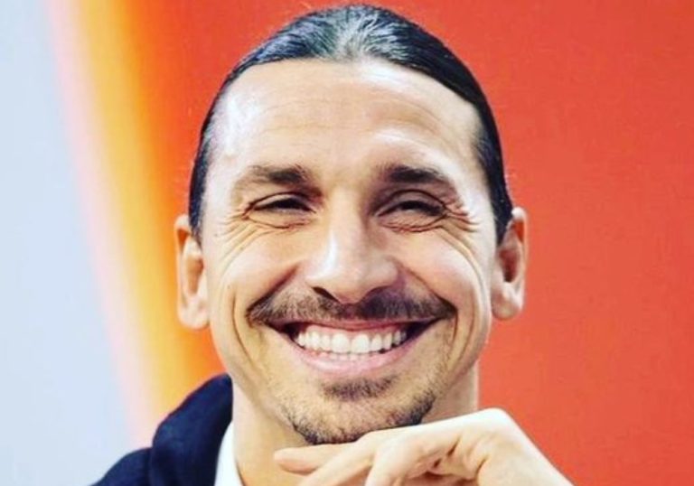 ‘Sigo sendo Deus, o número 1’, diz Ibrahimovic antes de retorno após lesão