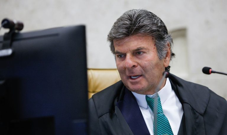 Fux decide manter cobrança de ICMS sobre transmissão e distribuição de energia