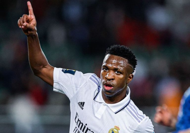 Real Madrid conquista Mundial de Clubes com dois gols de Vinicius Júnior