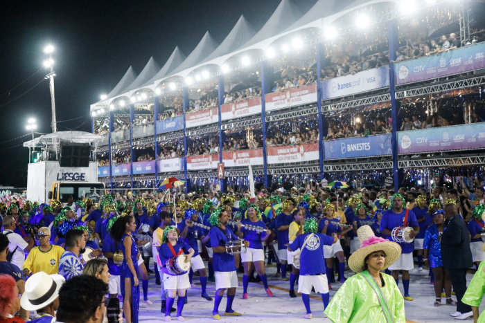 ENQUETE: Quem será a campeã do Carnaval do ES?