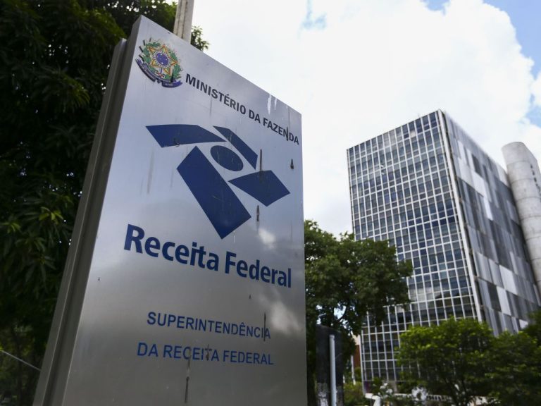 Receita muda para de entrega da declaração do Imposto de Renda 2023