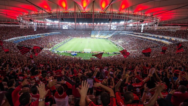 Torcedores do Flamengo querem processar Fifa por danos morais e materiais