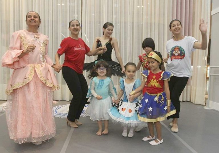 Carnaval com diversão para a criançada. Veja as opções dos bailinhos