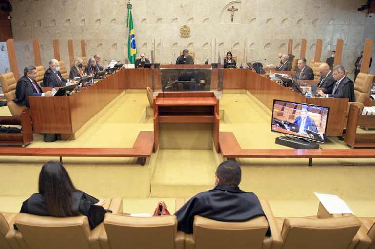 Paquera e ciúmes na Serra