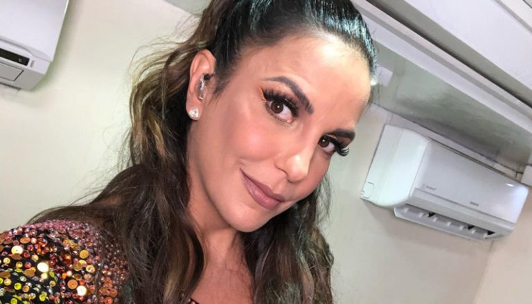 Ivete Sangalo vê folião ter o celular roubado e promete novo aparelho