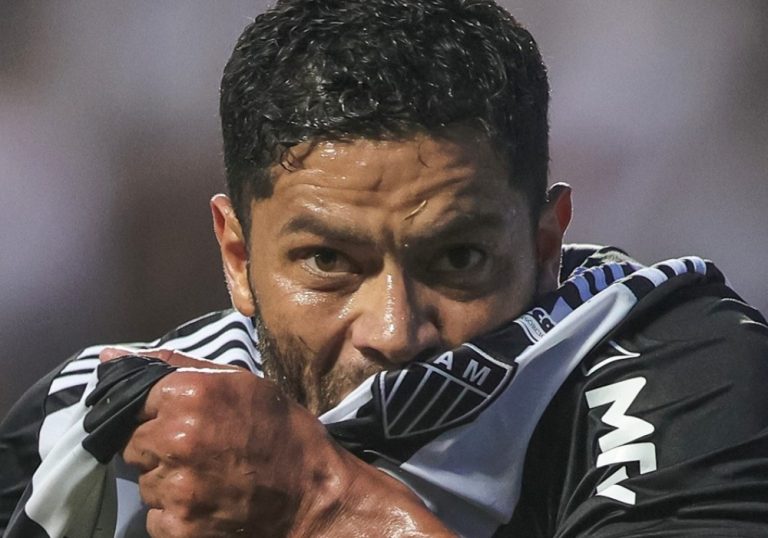 Hulk testa positivo para Covid-19 e desfalca o Atlético-MG na Libertadores