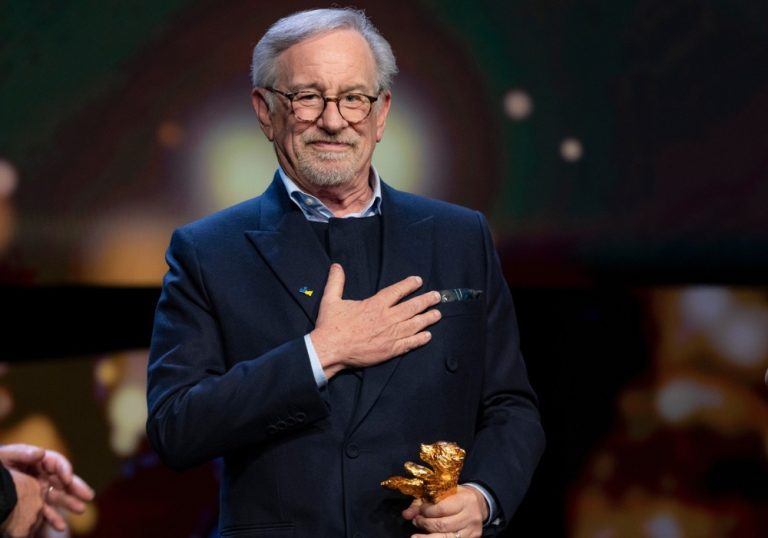 Spielberg é homenageado no Festival de Berlim e diz que não vai parar tão cedo
