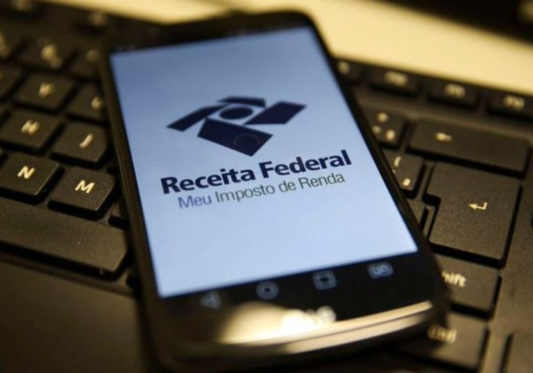 Empresa deve entregar rendimentos do Imposto de Renda ao trabalhador até dia 28