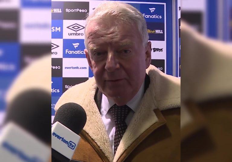 Narrador do videogame FIFA morre dormindo aos 77 anos