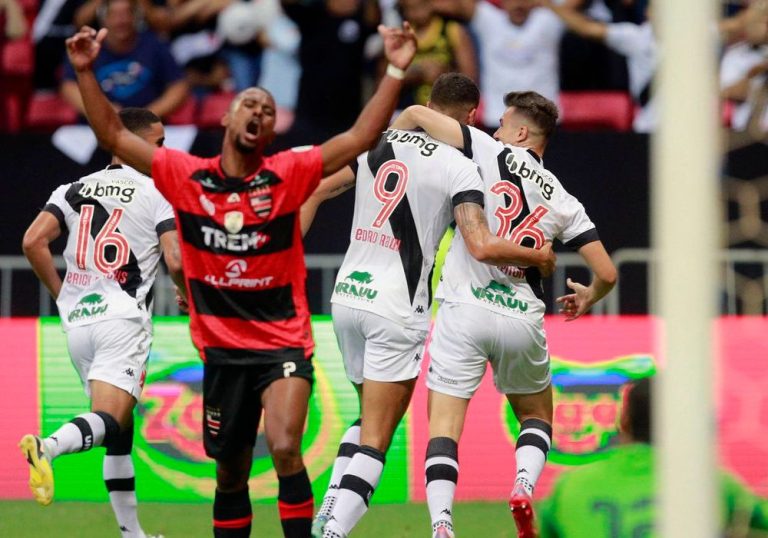 Vasco goleia o Trem e avança para segunda fase da Copa do Brasil
