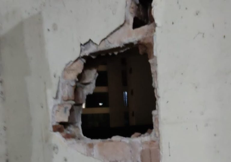 Homem é preso após invadir loja por buraco na parede para furtar em Vitória