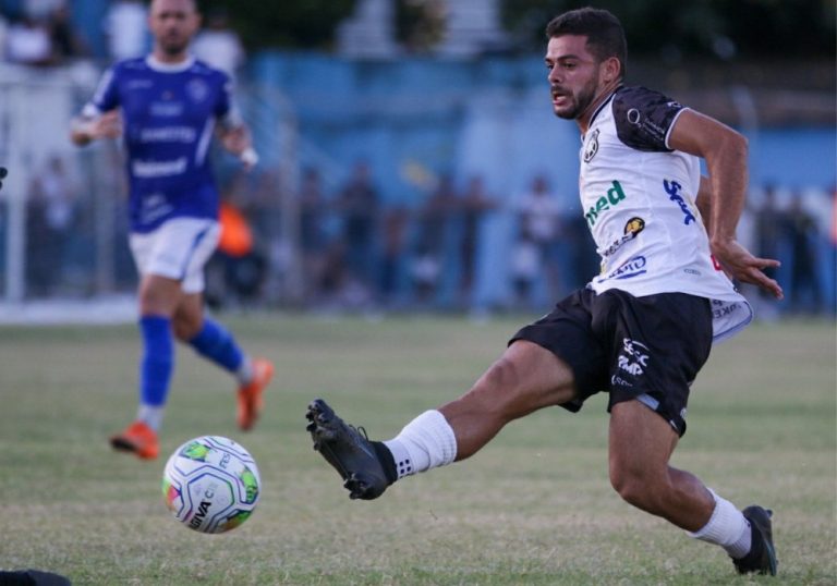 Rio Branco vence o Vitória e fica a três pontos da liderança do Capixabão
