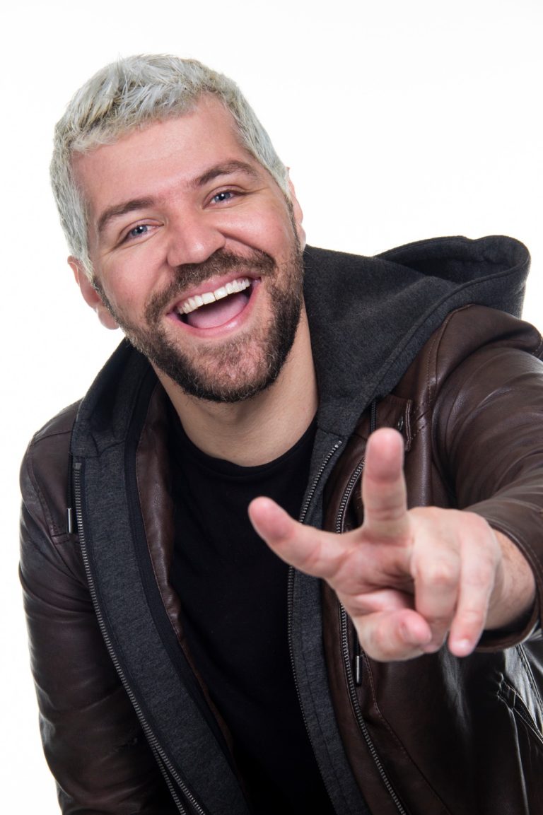 Feras do humor em shows no ES neste fim de semana