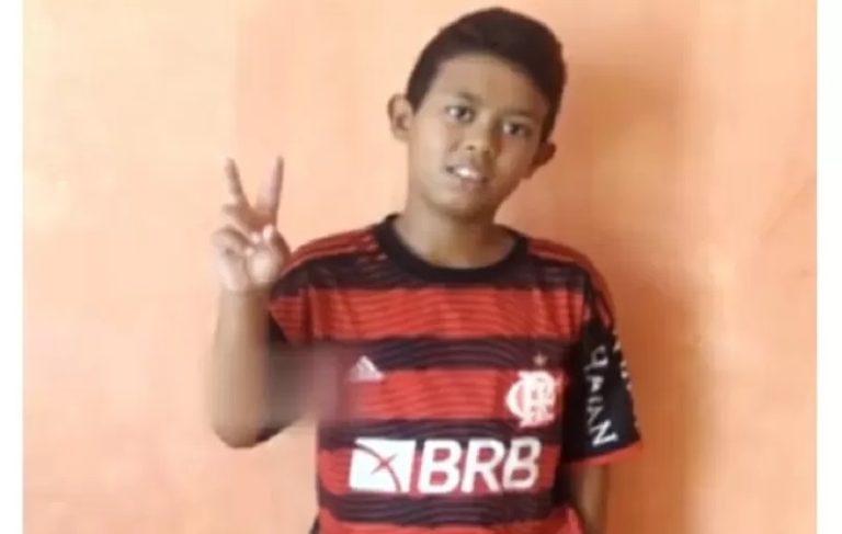 Menino de 10 anos morre após levar choque elétrico em muro de prédio
