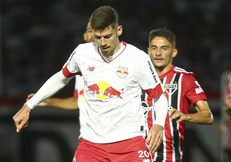 São Paulo leva dois gols em 4 minutos e perde para o Red Bull Bragantino