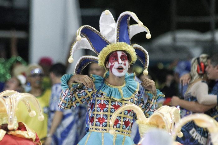 Veja como foi o desfile da Império de Fátima