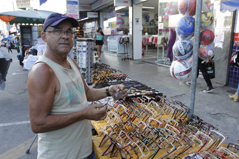 Mais de 1.700 ambulantes na Grande Vitória usam Pix
