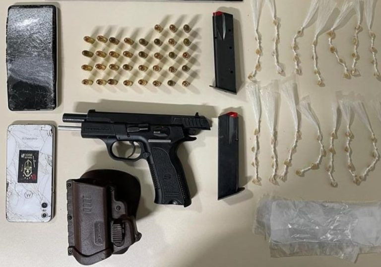 Pistola de fabricação turca é apreendida com suspeito de homicídio no ES