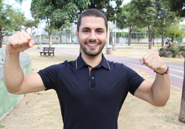 Jovem conquista vaga na USP e em 2 universidades do ES