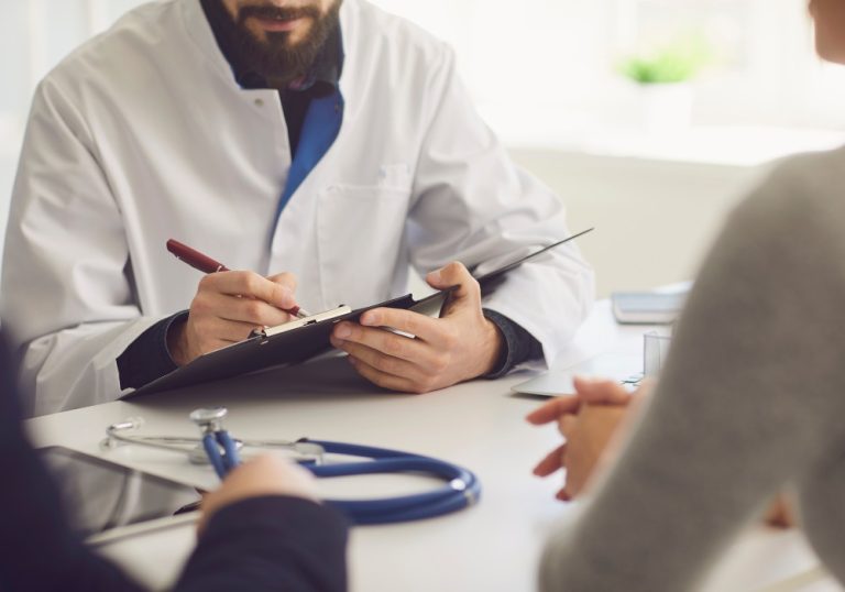 Diagnóstico difícil obriga 280 mil a enfrentar “maratona de consultas” no ES