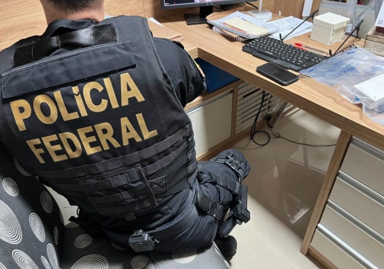 Operação da PF mira organização criminosa que fraudava licitações no ES