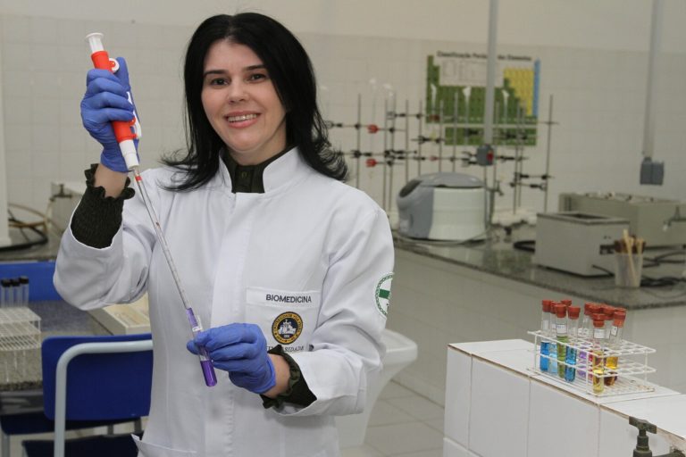 Faculdades têm 10 mil alunos com mais de 40 anos