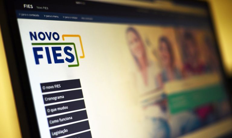 Pré-selecionados no Fies devem finalizar inscrição até nesta sexta