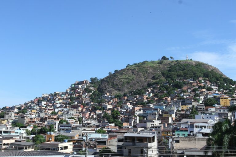 IBGE: Brasil tem 11.403 favelas, onde vivem cerca de 16 milhões de pessoas