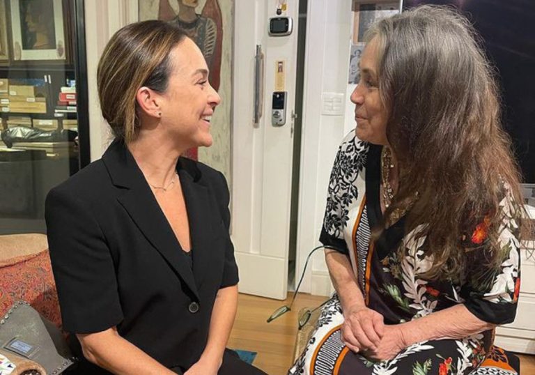 Gabriela Duarte diz que evita falar de política com a mãe