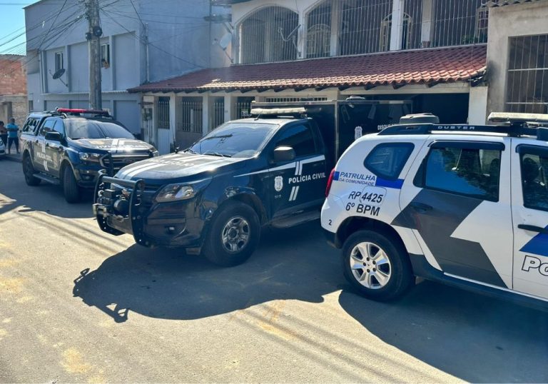 Jovem é morto a facadas pelo ex-marido de sua namorada na Serra