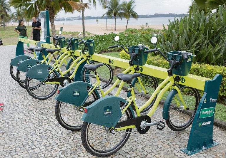 Mais de 30 pontos para alugar bikes na capital