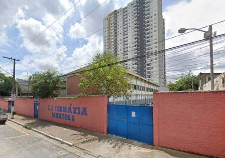Estudantes farão vigília na escola onde professora foi morta em SP