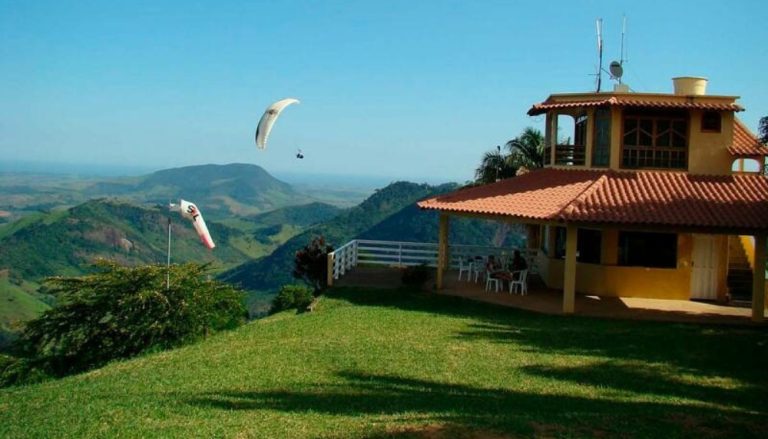 Chuva de 50 mil sementes em Alfredo Chaves