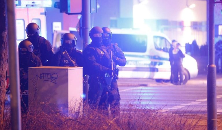 Ataque a tiros deixa seis mortos em igreja em Hamburgo, na Alemanha