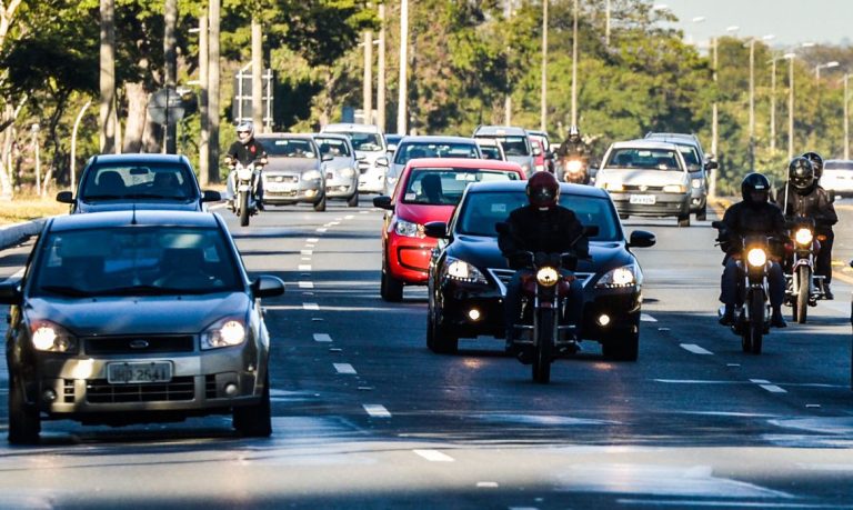 Alta na procura e no preço por seguro de veículos
