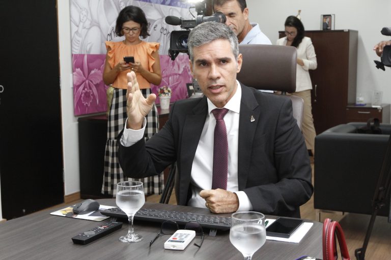 Sugestões de melhorias para escolas de 78 cidades