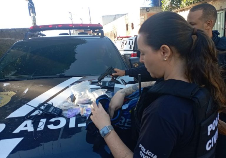 Quatro pessoas presas durante operação contra o tráfico de drogas no ES