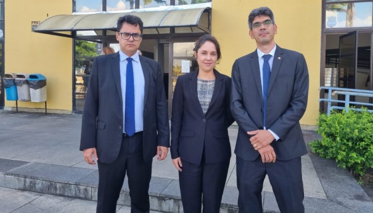 “Não existiu fato para o adiamento. Foi manobra jurídica”, avalia promotor