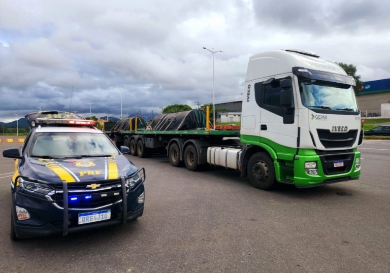 PRF apreende veículos de transportadora do ES com placa adulterada