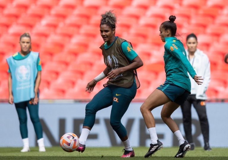 Brasil encara Inglaterra, em Wembley, de olho na Copa do Mundo Feminina