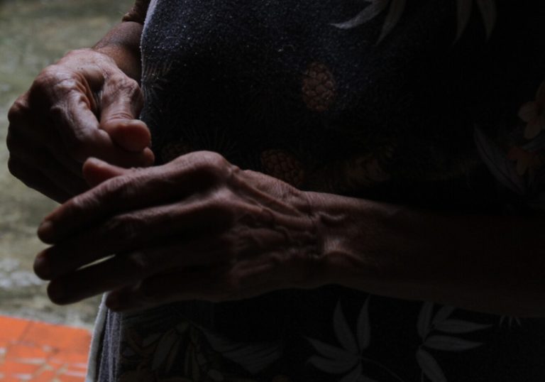 Mãe entrega filho usuário de droga à polícia: “Prefiro vê-lo preso do que morto”
