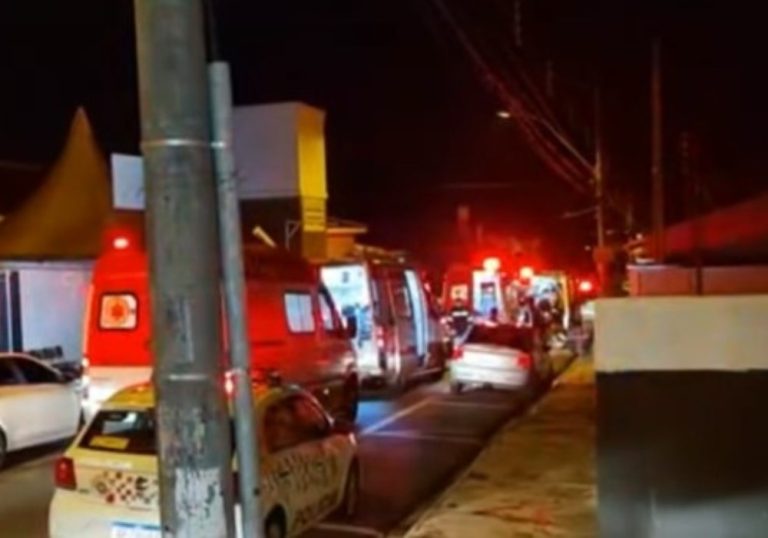 Homem esfaqueia 7 pessoas em hospital e é morto pela PM no interior de SP
