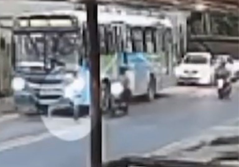 VÍDEO | Menino é atropelado ao atravessar rodovia em Cariacica