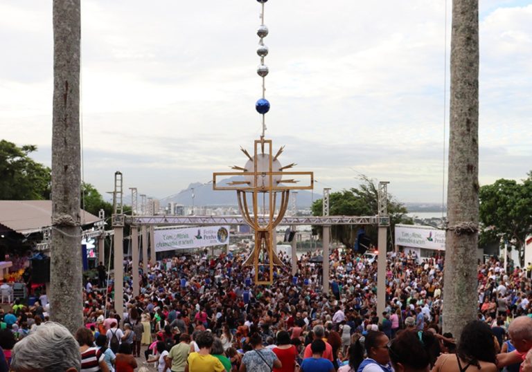 Veja a programação da Festa da Penha para esta sexta-feira