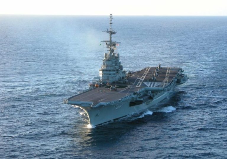 Afundamento de navio que estava à deriva no PE causa prejuízo de R$ 322 milhões